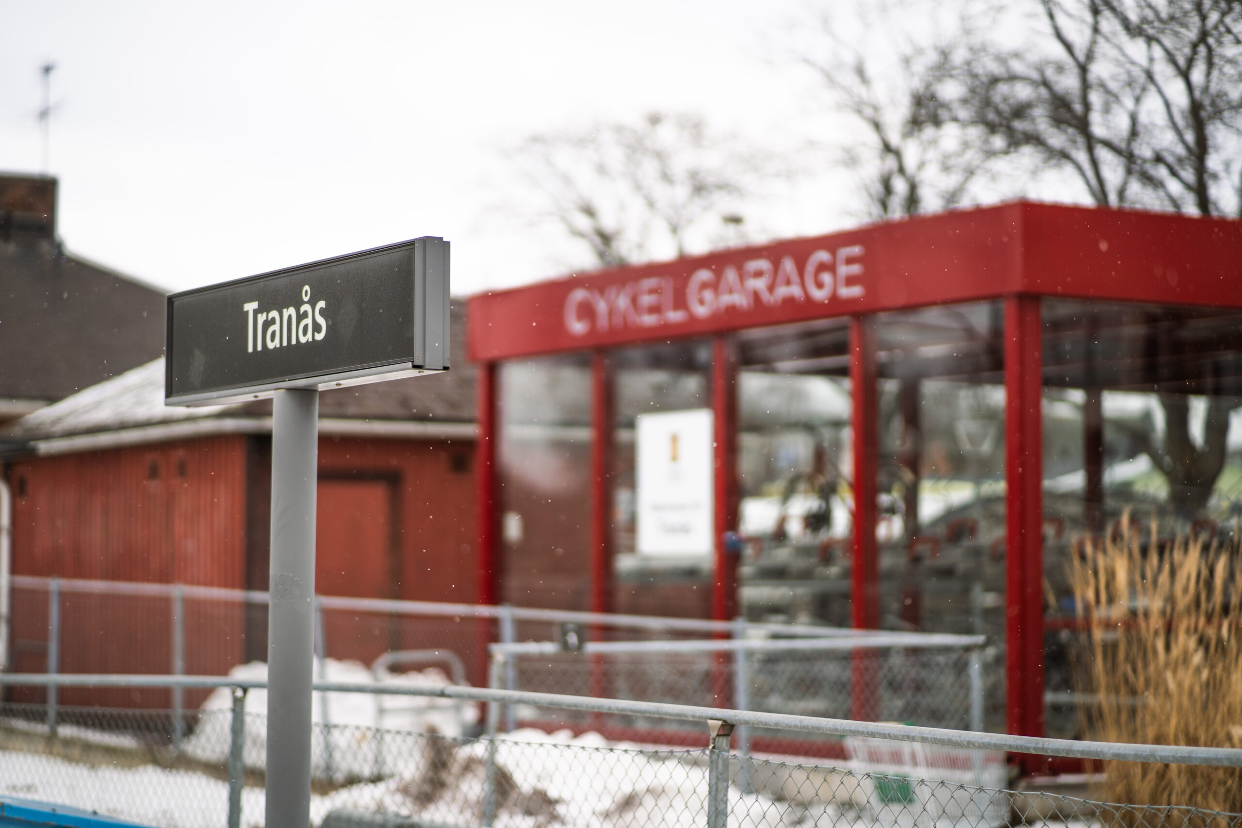 LINK Cykelgarage integrerat vid Tranås resecentrum som del av stadens mobilitetsnav.